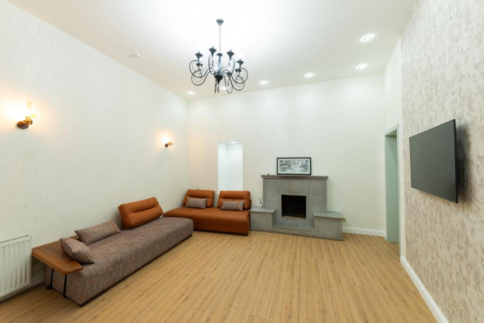 Marita Hotel Тбилиси Екстериор снимка