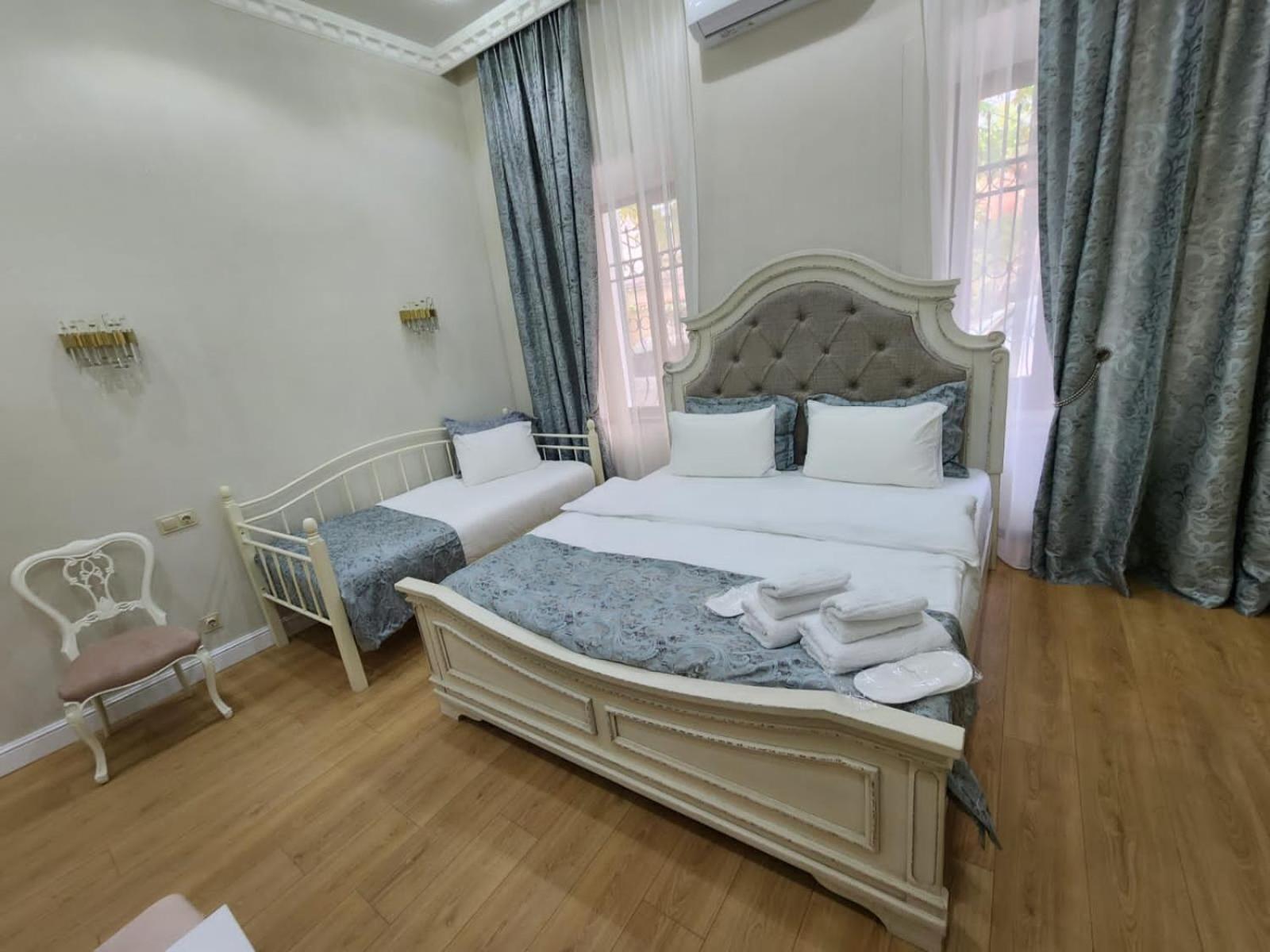 Marita Hotel Тбилиси Екстериор снимка