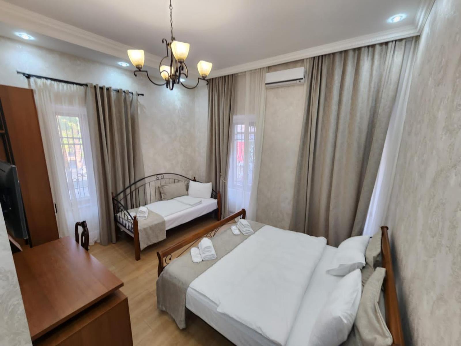 Marita Hotel Тбилиси Екстериор снимка